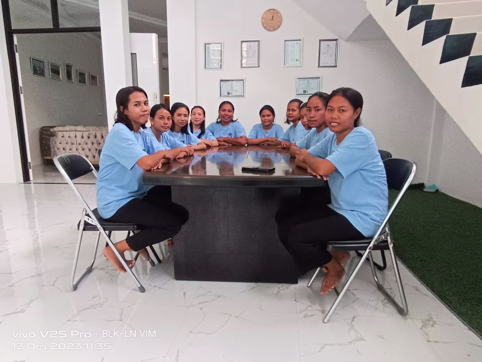 Tim Instruktur dan Staf BLK-LN Via Indah Marsaulina